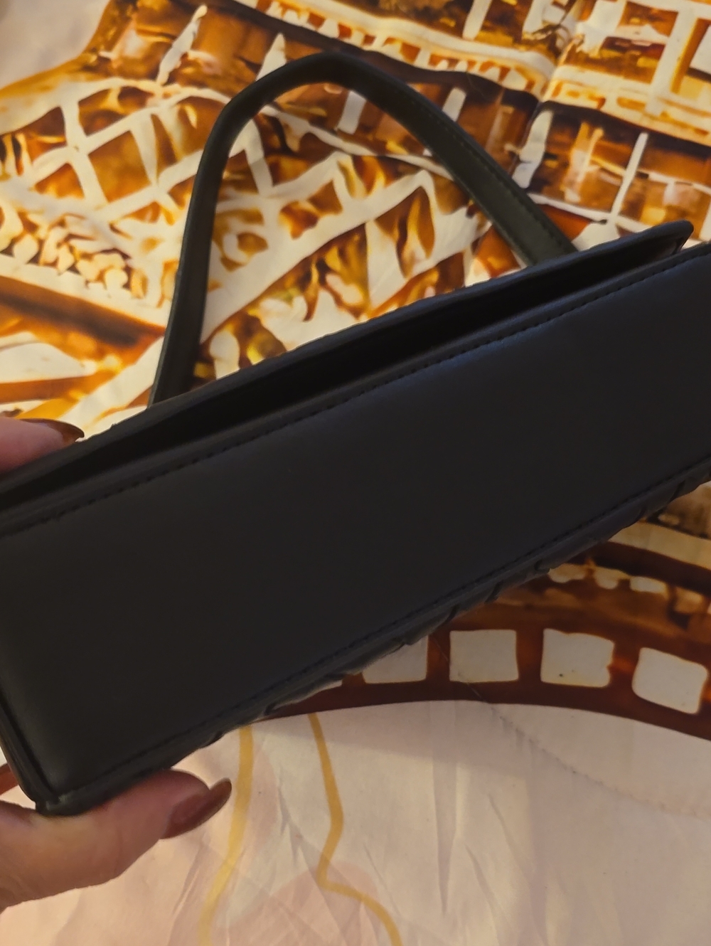 Purse - Picture 3 of 4